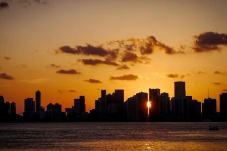 Heart Of Downtown Miami Studio Pool & Gym Apartment Bagian luar foto